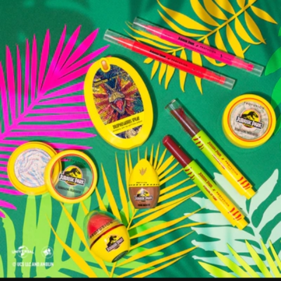 Profusion Jurassic Park Dilophosaurus Mineral SPF 30 Setting Spray - Picture 7 of 9